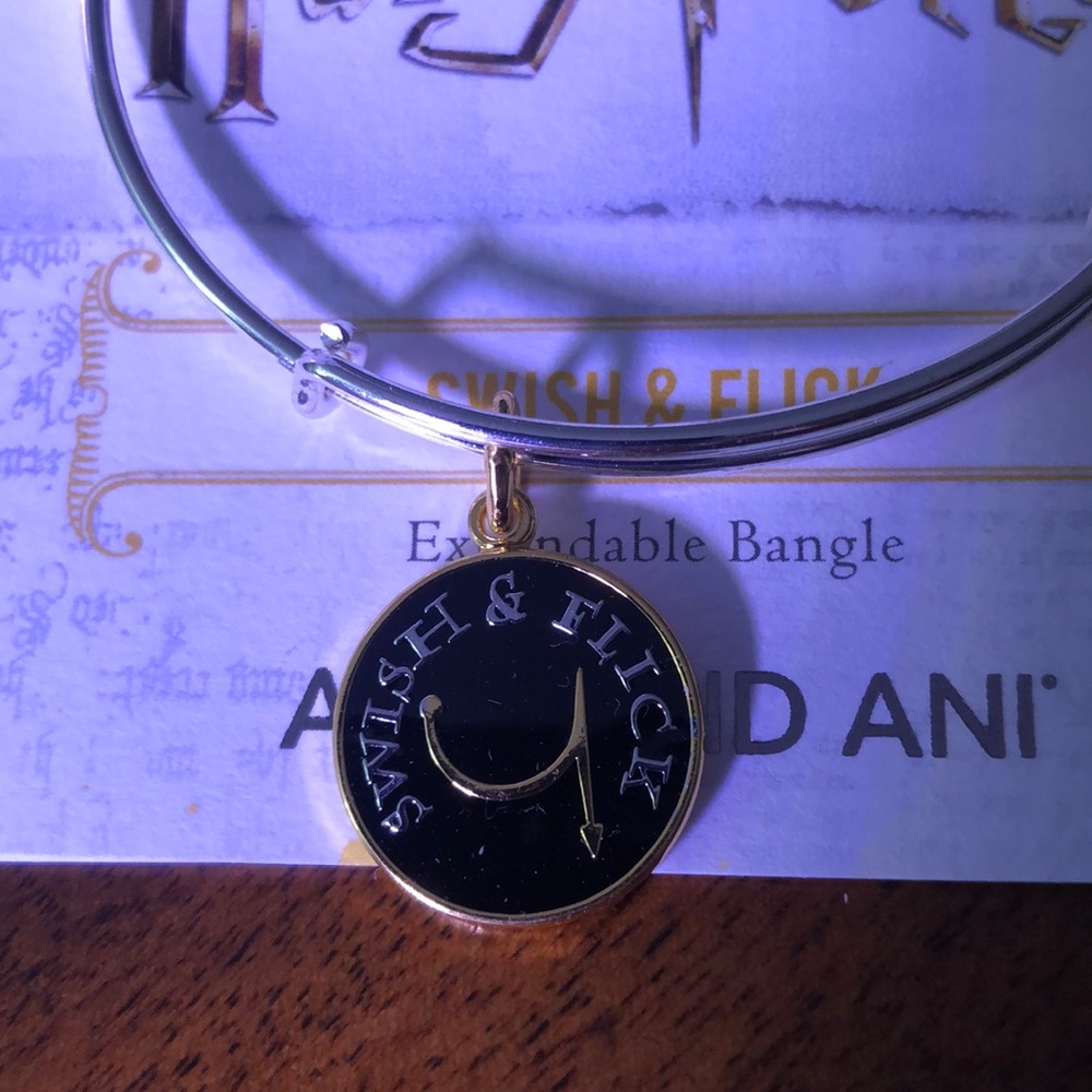 Alex and Ani Harry Potter “Swish and Flick”